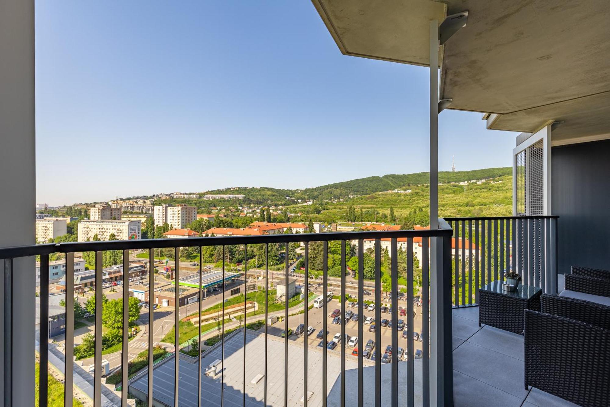 Bnb Slovakia Guthaus 64D Μπρατισλάβα Εξωτερικό φωτογραφία